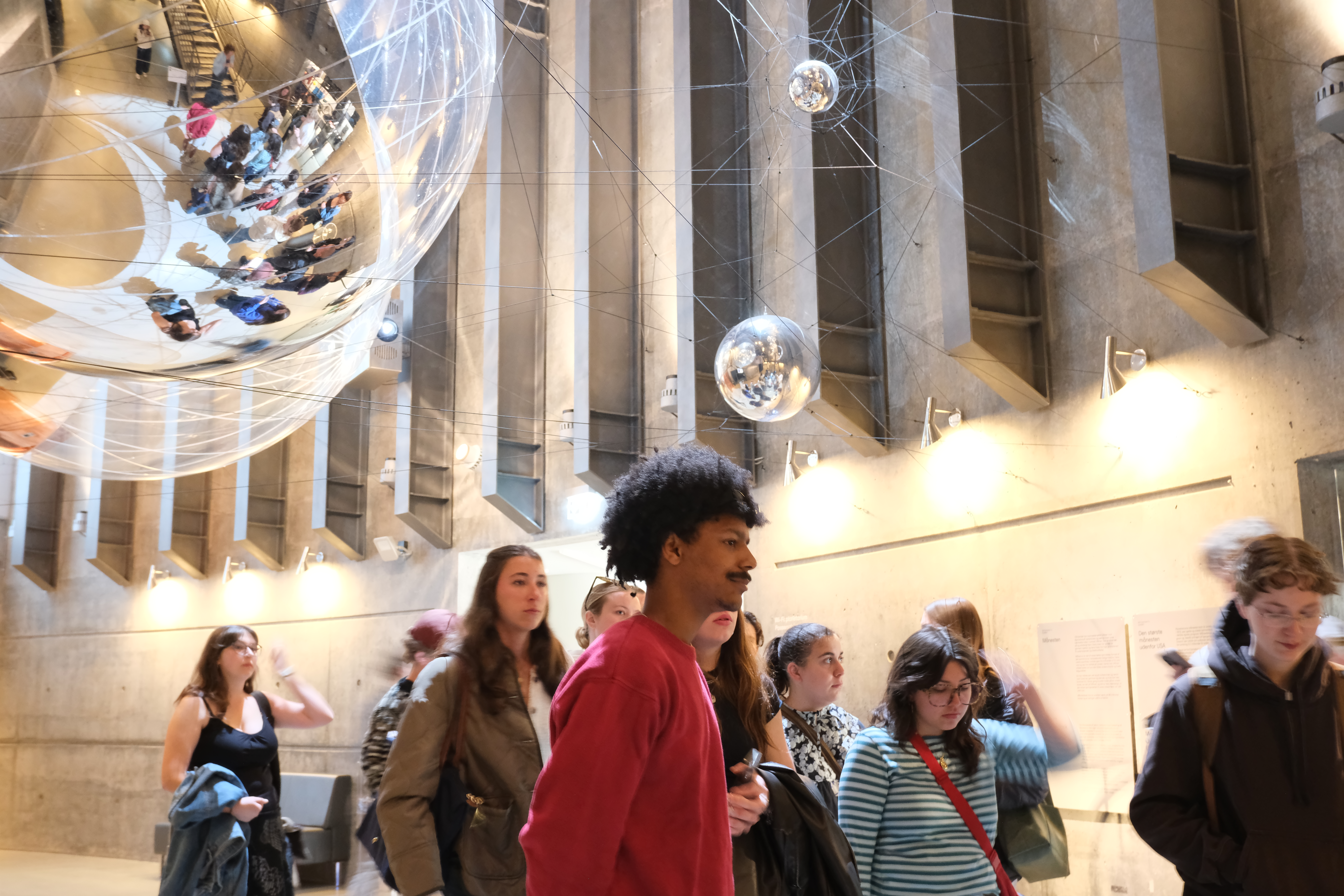 S26_CPH_STO_Climate Change and Radical Political Movements_Students at the Planetarium_Angela Gomez